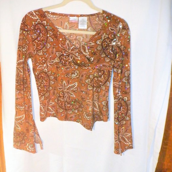 Exquisite ~~~ NO BOUNDARIES ~~~ TOP  Size 10/12 - Picture 1 of 2